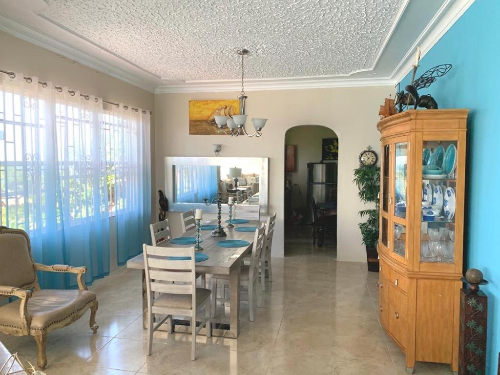 Bella Vista Vacation Leilighet Montego Bay Eksteriør bilde