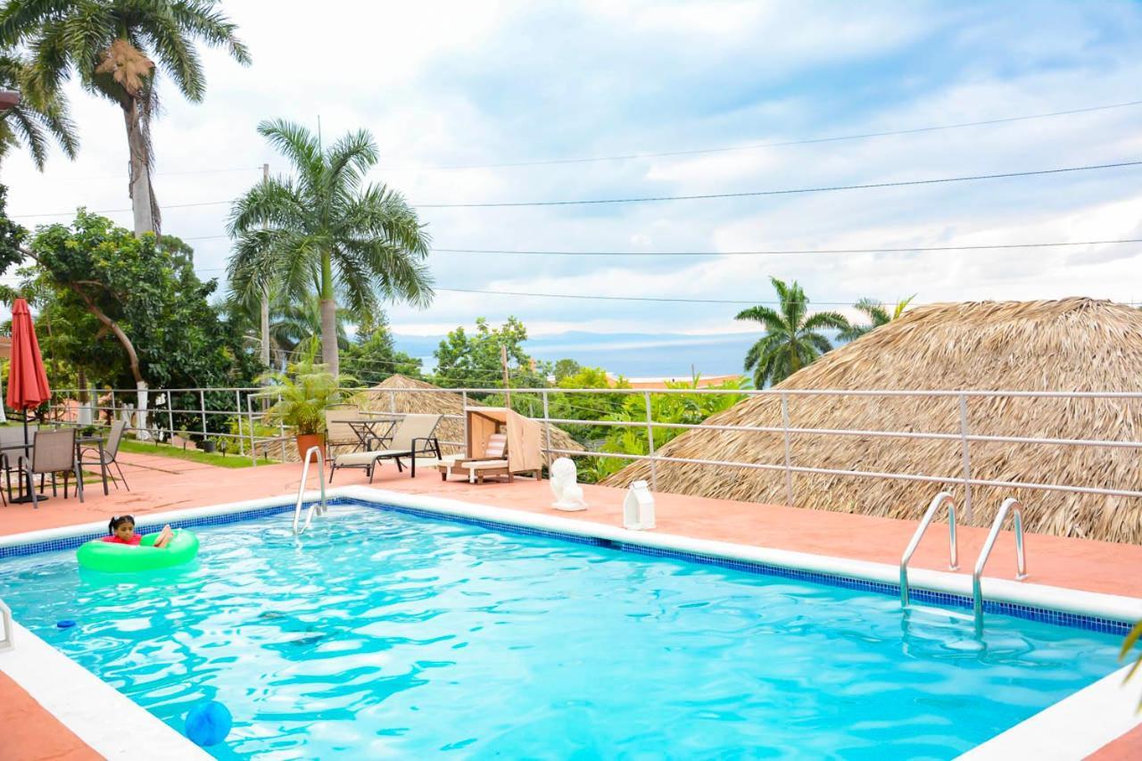 Bella Vista Vacation Leilighet Montego Bay Eksteriør bilde